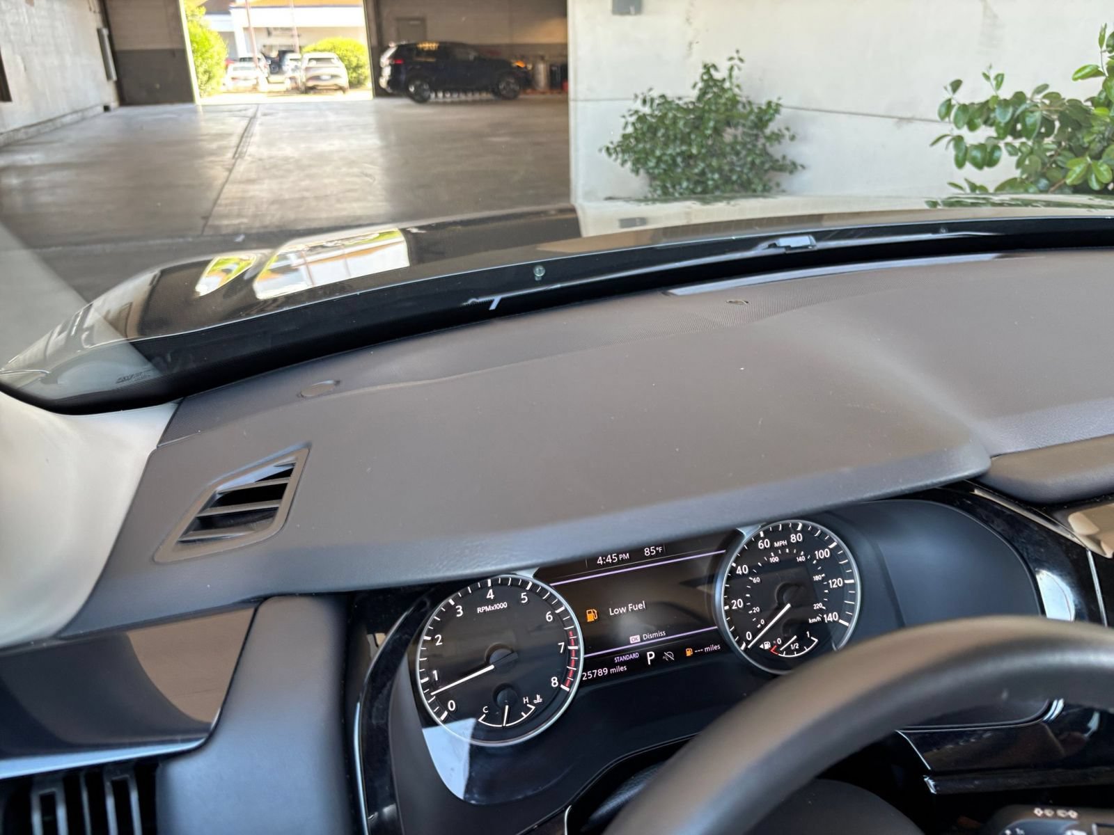 Used 2025 Nissan Pathfinder SV FWD image 36