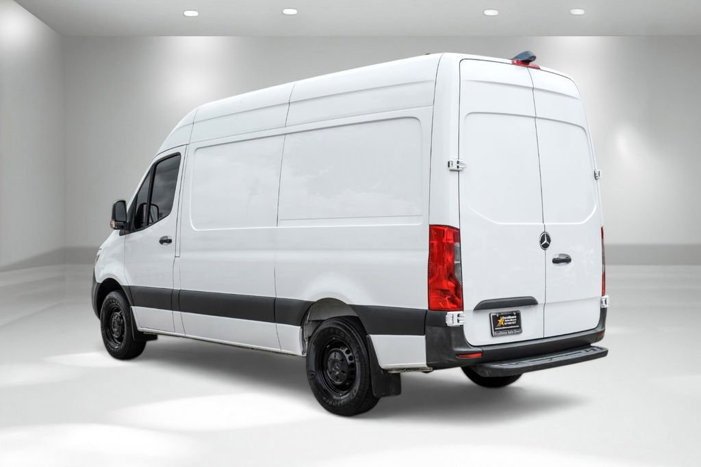 Used 2020 Mercedes-Benz Sprinter 2500 w/ Driver Convenience Package image 8