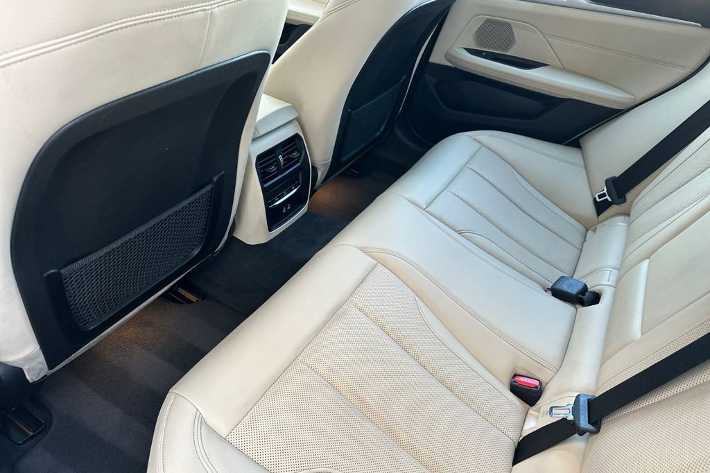 Used 2023 BMW i4 M50 image 12