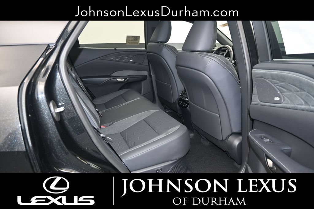 New 2026 Lexus RX 450h AWD w/ Convenience Package image 10