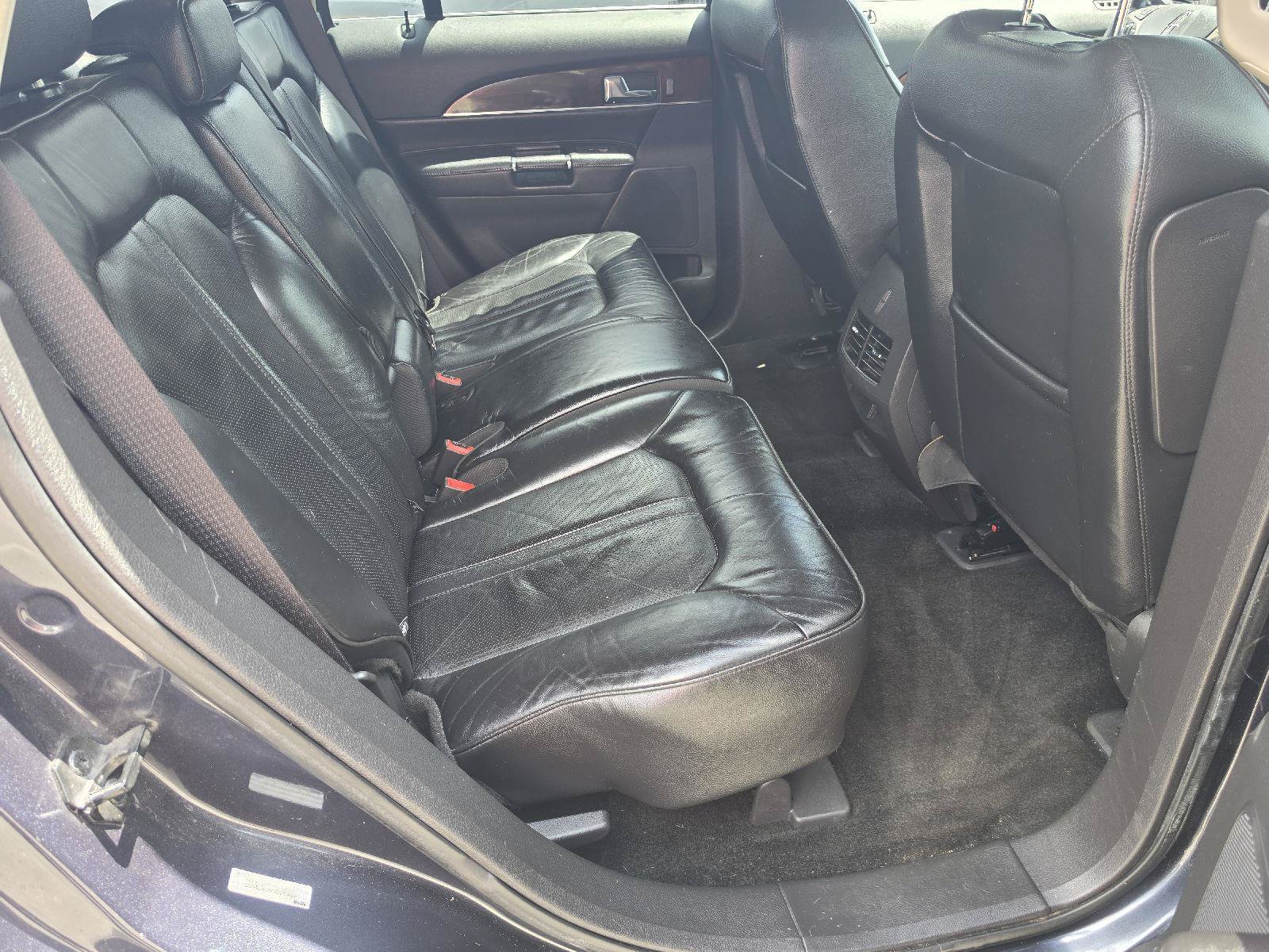 Used 2013 Lincoln MKX AWD image 10