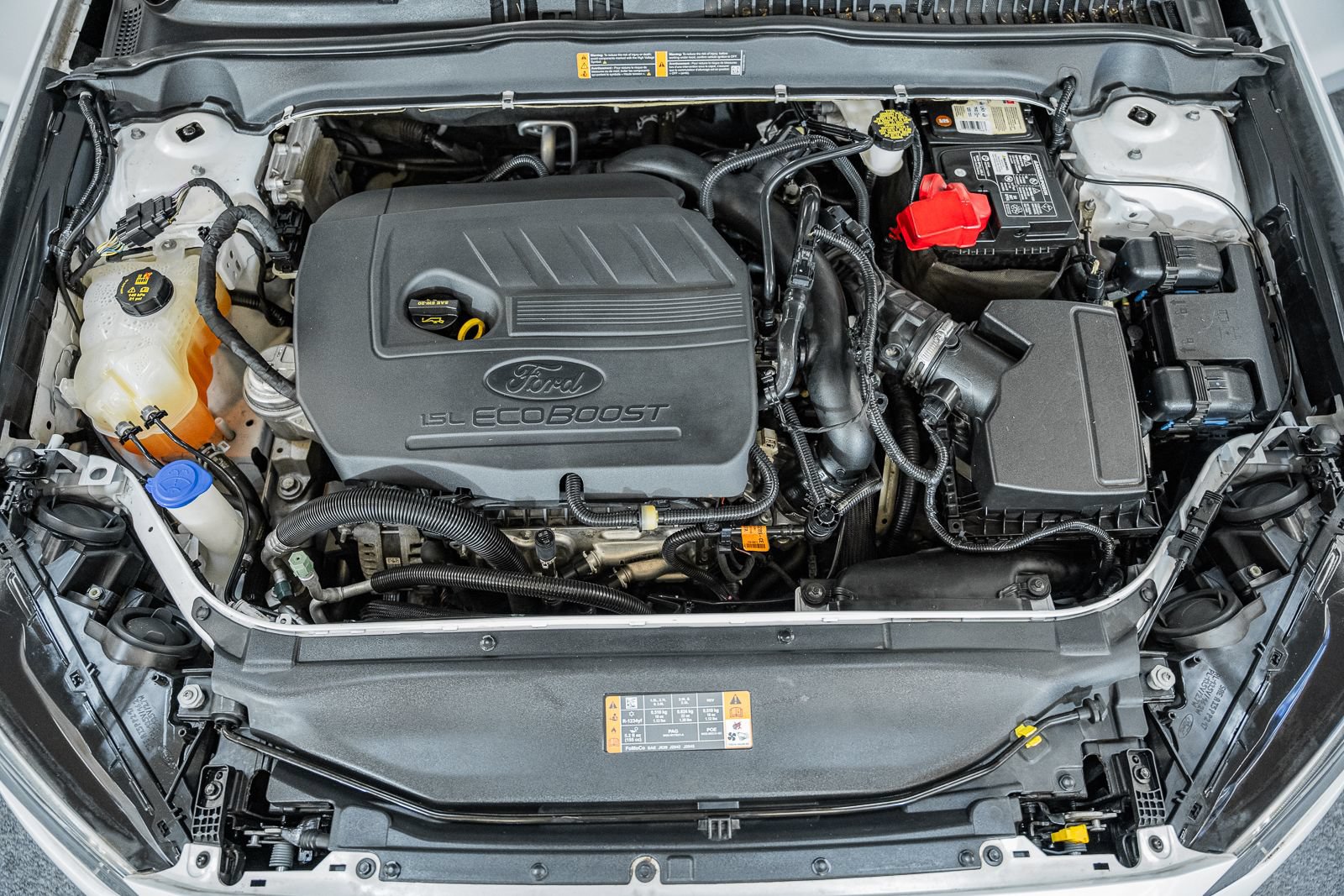Used 2017 Ford Fusion SE FWD image 21