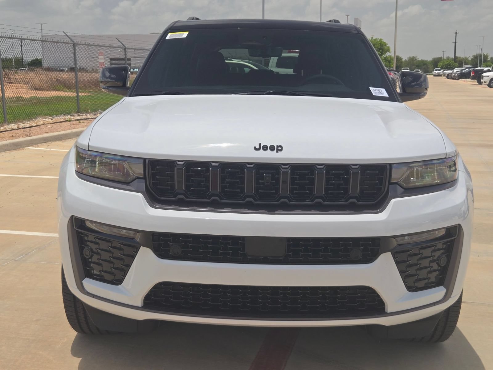 New 2026 Jeep Grand Cherokee Limited AWD/4WD image 8