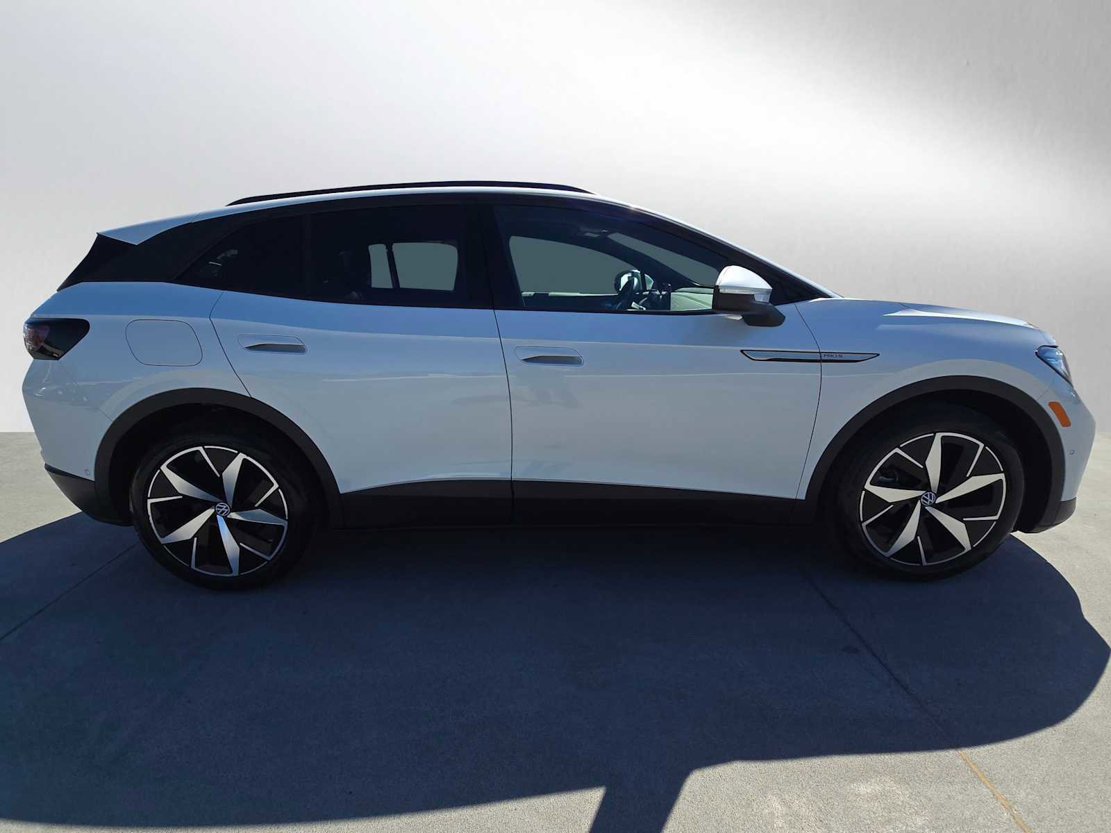 Used 2023 Volkswagen ID.4 Pro S RWD image 2