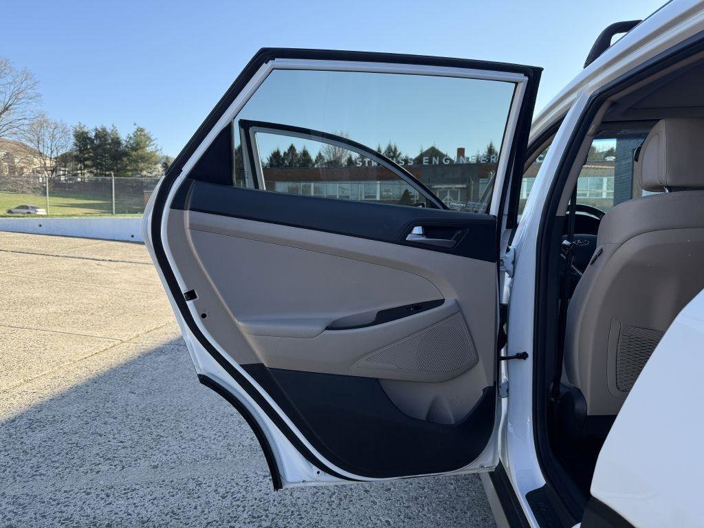 Used 2017 Hyundai Tucson Value image 19