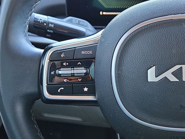 Used 2024 Kia Sorento S w/ Panoramic Sunroof Package image 24