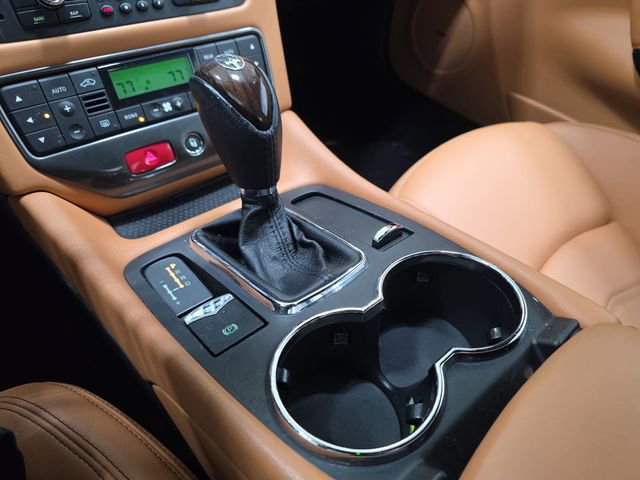 Used 2015 Maserati GranTurismo MC RWD image 23