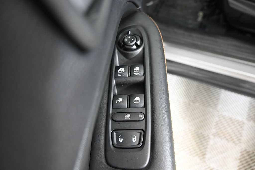 Used 2018 Jeep Compass Sport AWD/4WD image 19