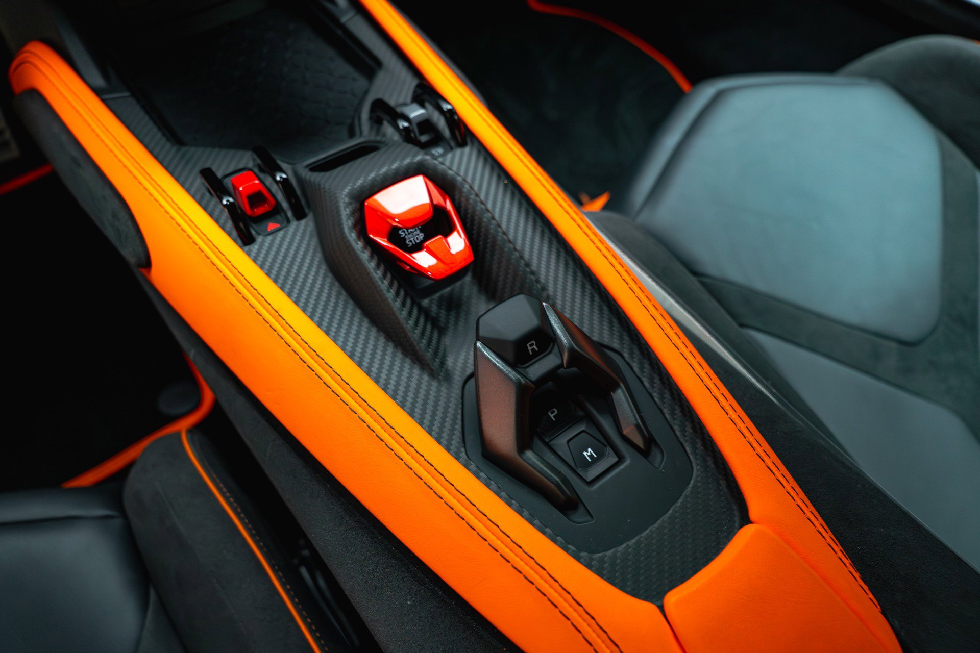 Used 2024 Lamborghini Revuelto AWD/4WD image 45