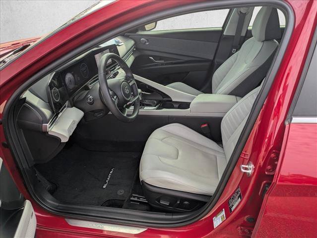 Used 2023 Hyundai Elantra Limited FWD image 15