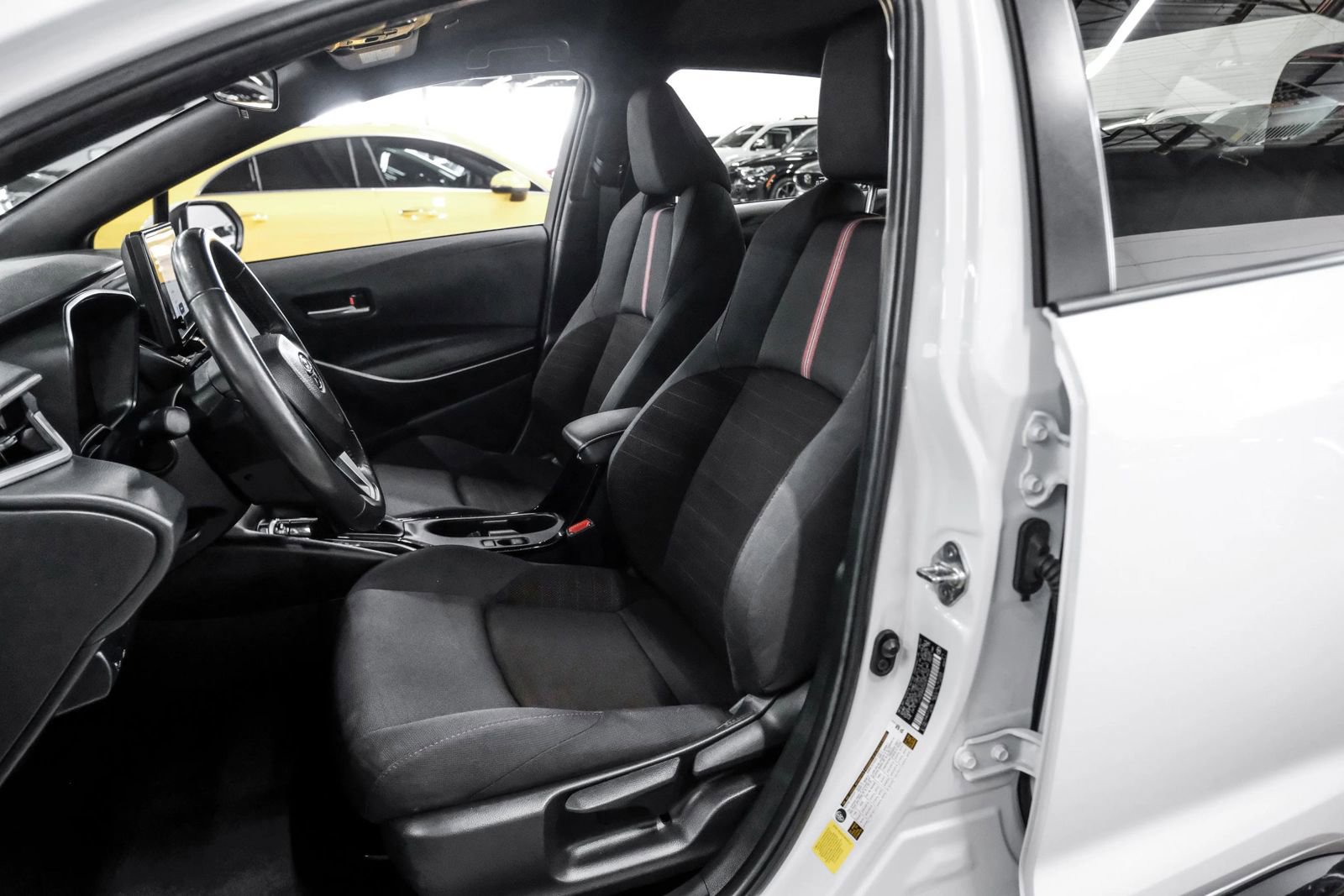 Used 2024 Toyota Corolla SE FWD image 29