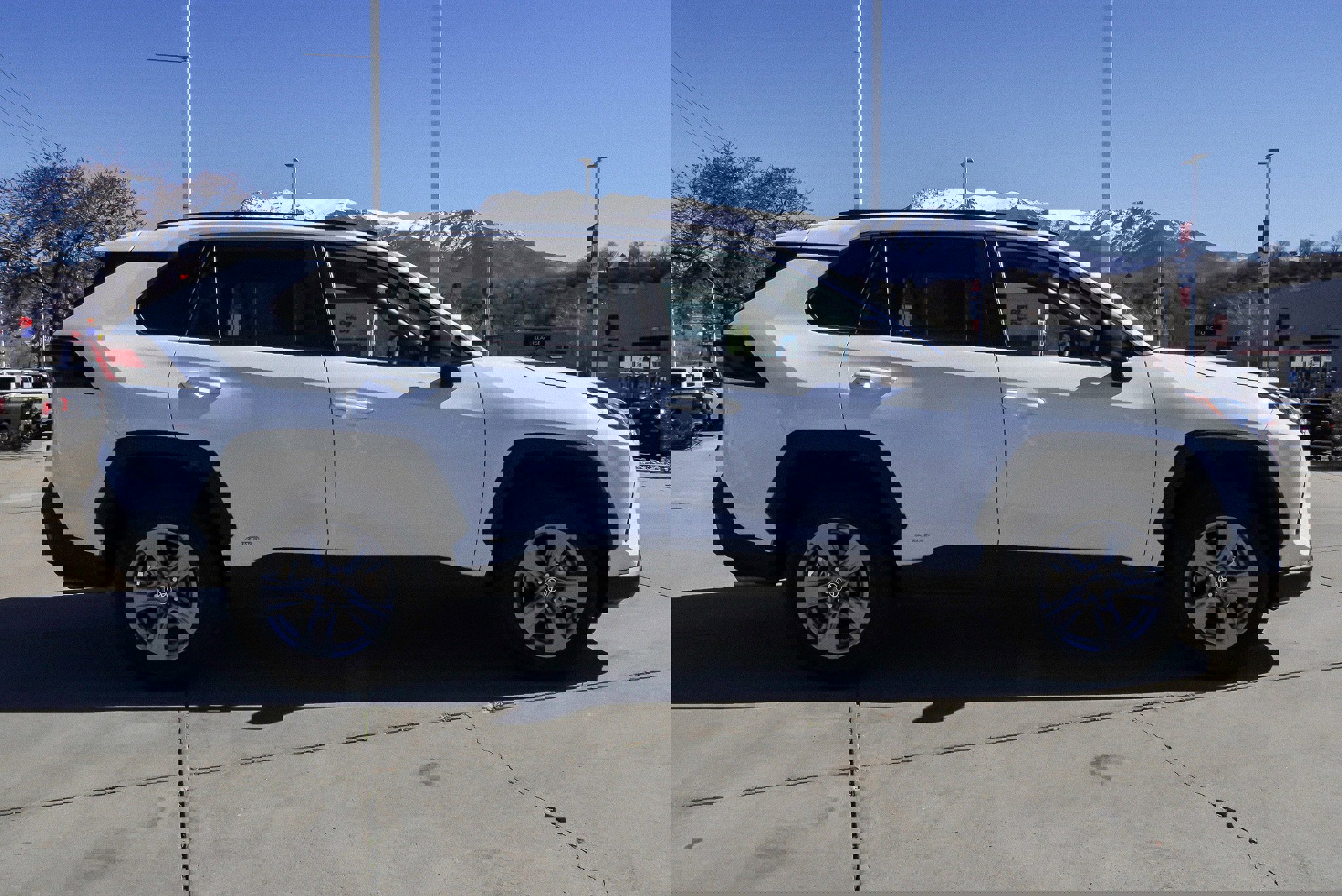 Certified 2025 Toyota RAV4 LE image 9