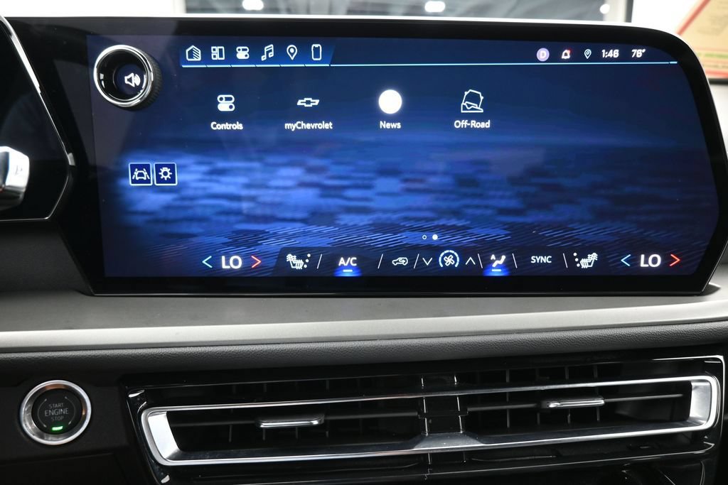 Used 2024 Chevrolet Traverse LS FWD image 29
