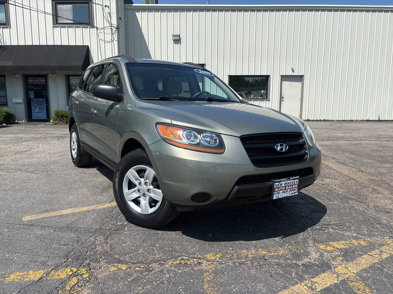 Used 2009 Hyundai Santa Fe GLS FWD image 8