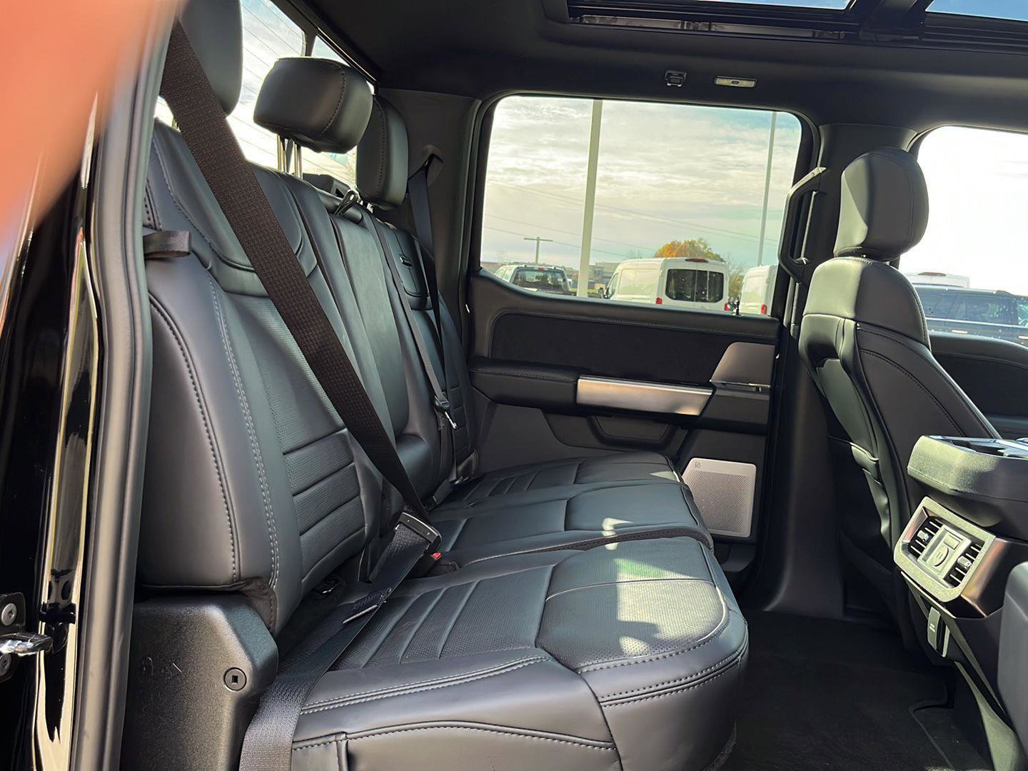 New 2026 Ford F250 Platinum image 24