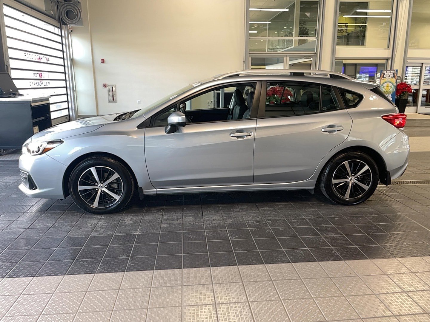 Used 2023 Subaru Impreza 2.0i Premium AWD/4WD image 4