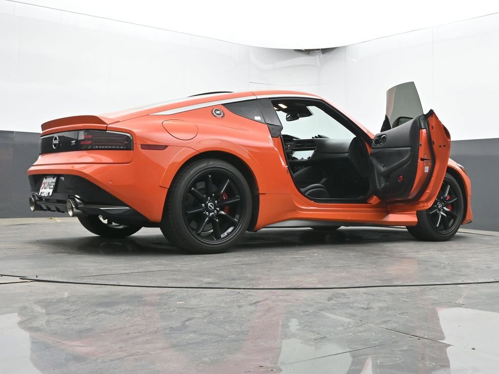 Used 2024 Nissan Z Performance w/ Heritage Edition RWD image 79