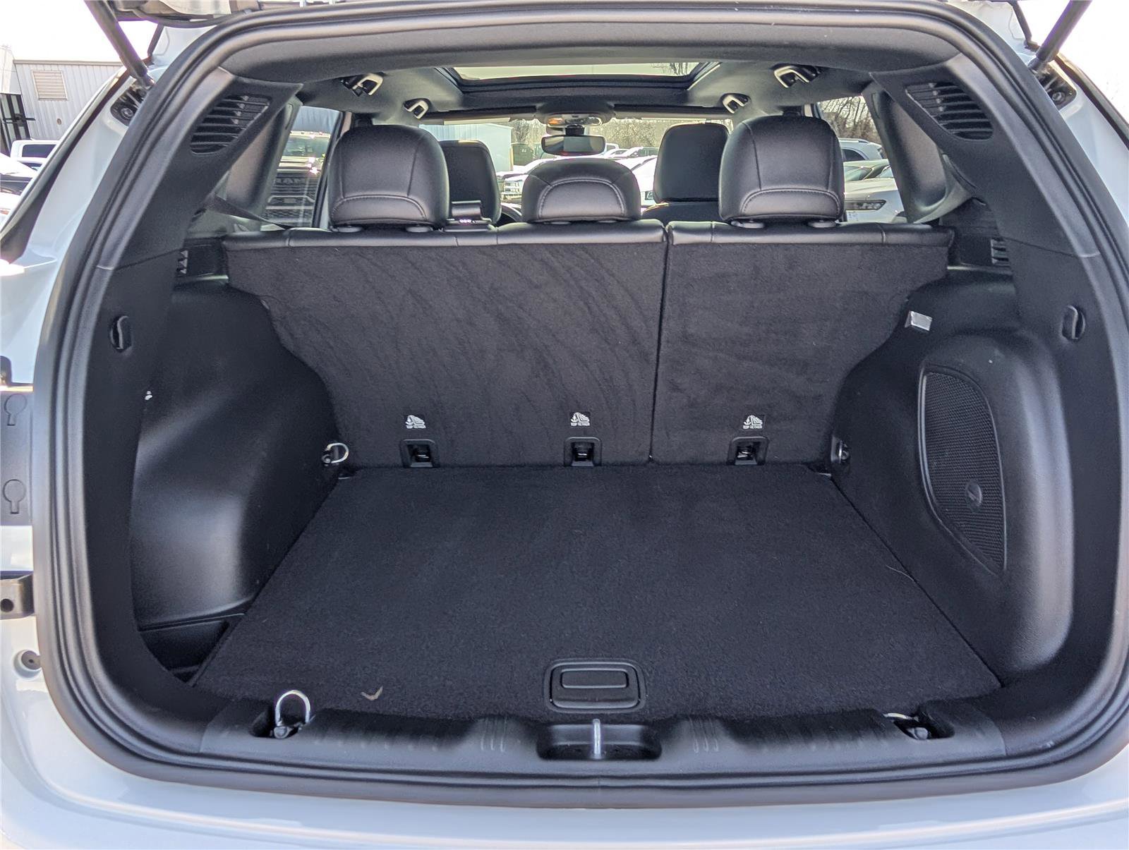 Used 2022 Jeep Compass High Altitude image 12