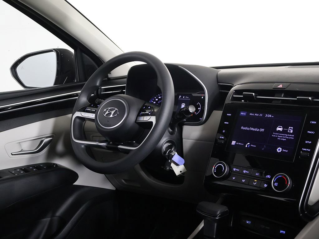 Used 2024 Hyundai Tucson SE image 32