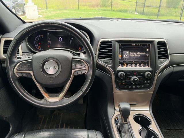 Used 2017 Jeep Grand Cherokee Limited AWD/4WD image 10