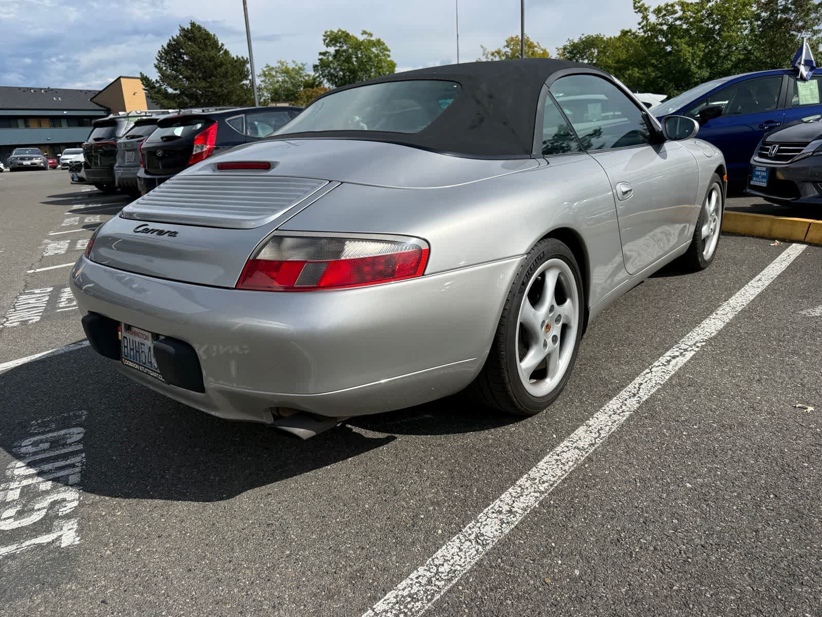 Used 2000 Porsche 911 Cabriolet image 3
