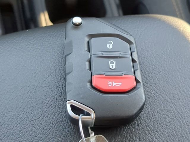 New 2025 Jeep Gladiator Sport AWD/4WD image 30