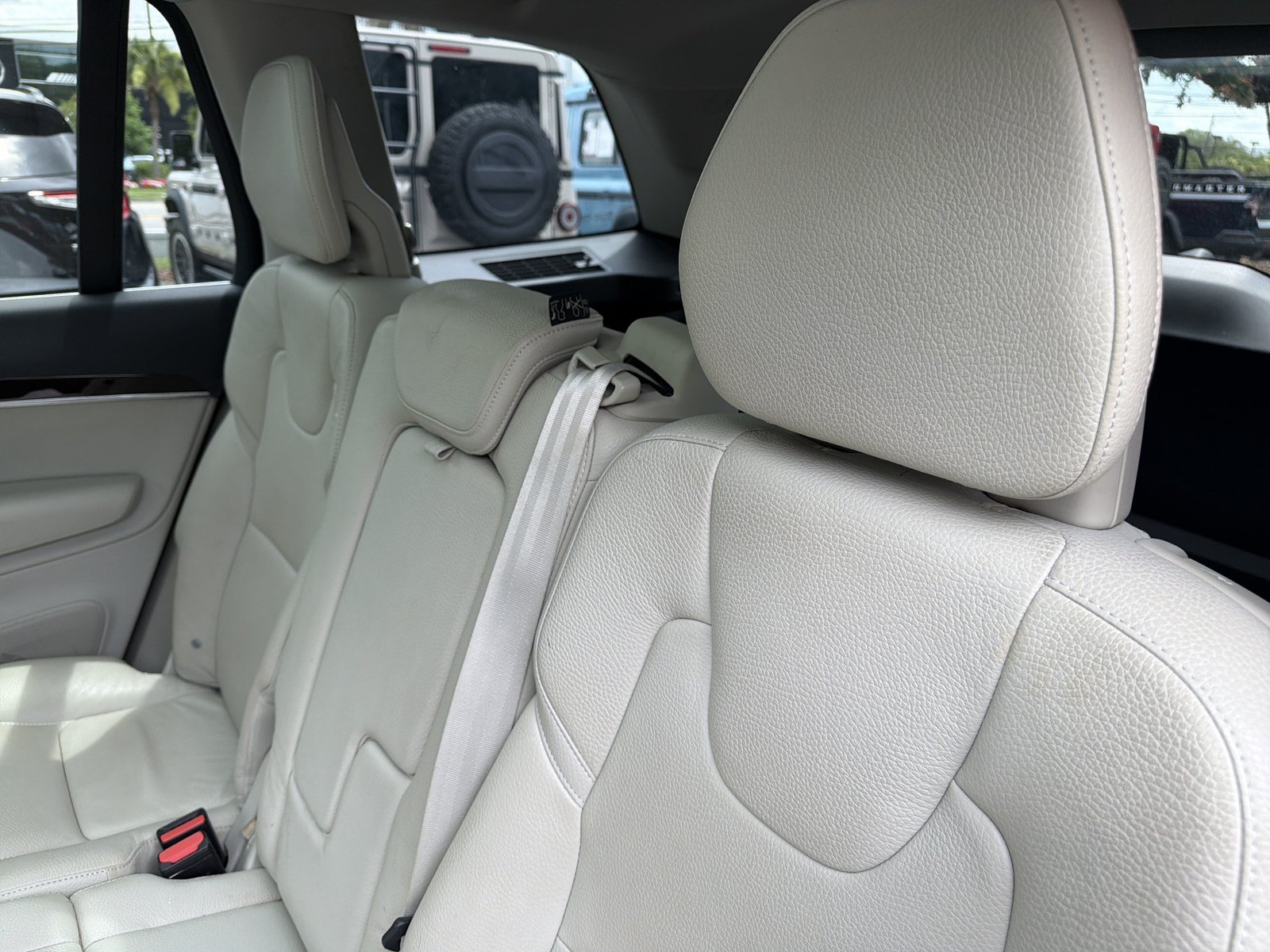 Used 2019 Volvo XC90 T6 Momentum w/ Protection Package AWD/4WD image 33