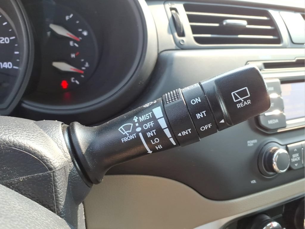 Used 2014 Kia Rio LX FWD image 21