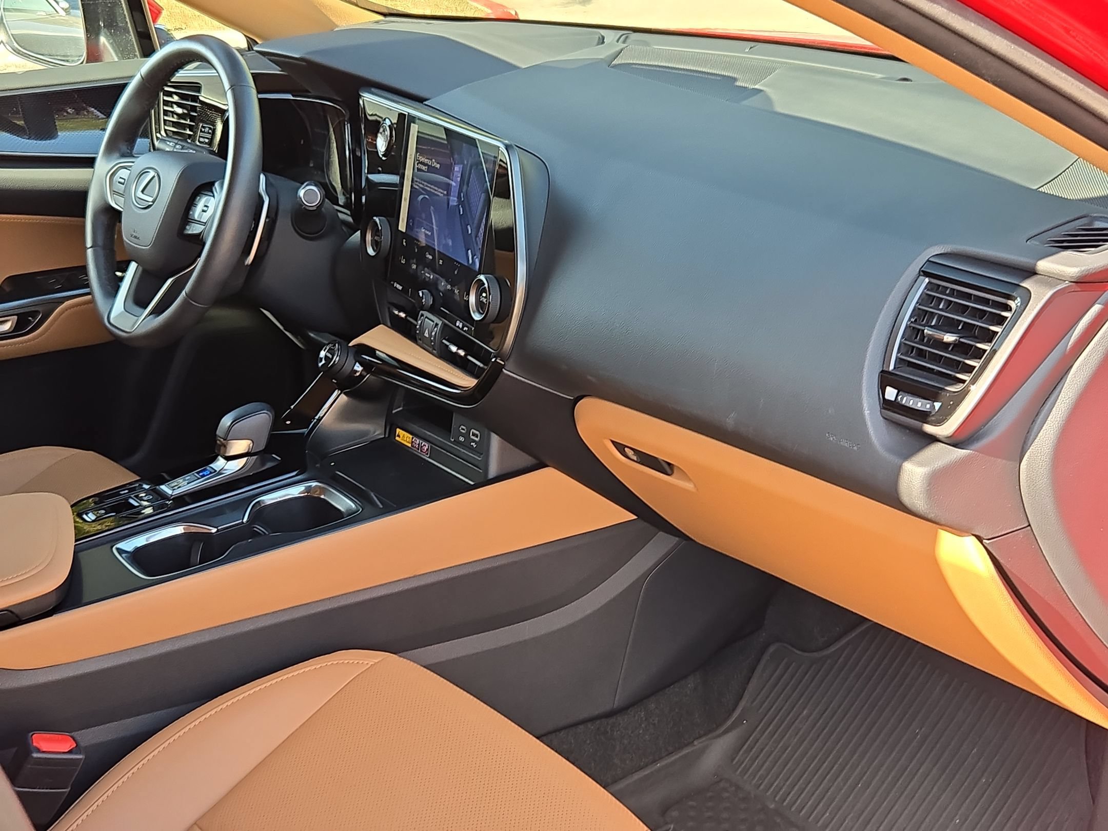 Used 2025 Lexus NX 250 FWD w/ Accessory Package (2T) image 28