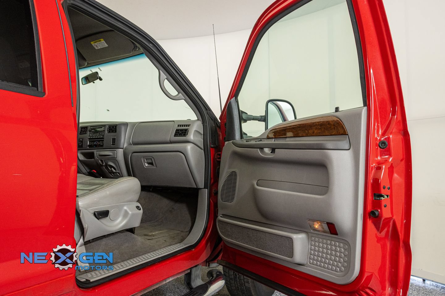 Used 2001 Ford F350 Lariat AWD/4WD image 32