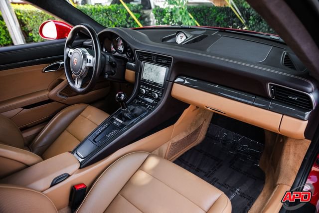 Used 2015 Porsche 911 Carrera GTS RWD image 22
