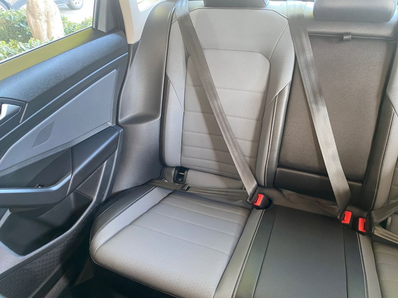 Used 2025 Volkswagen Jetta SE image 41