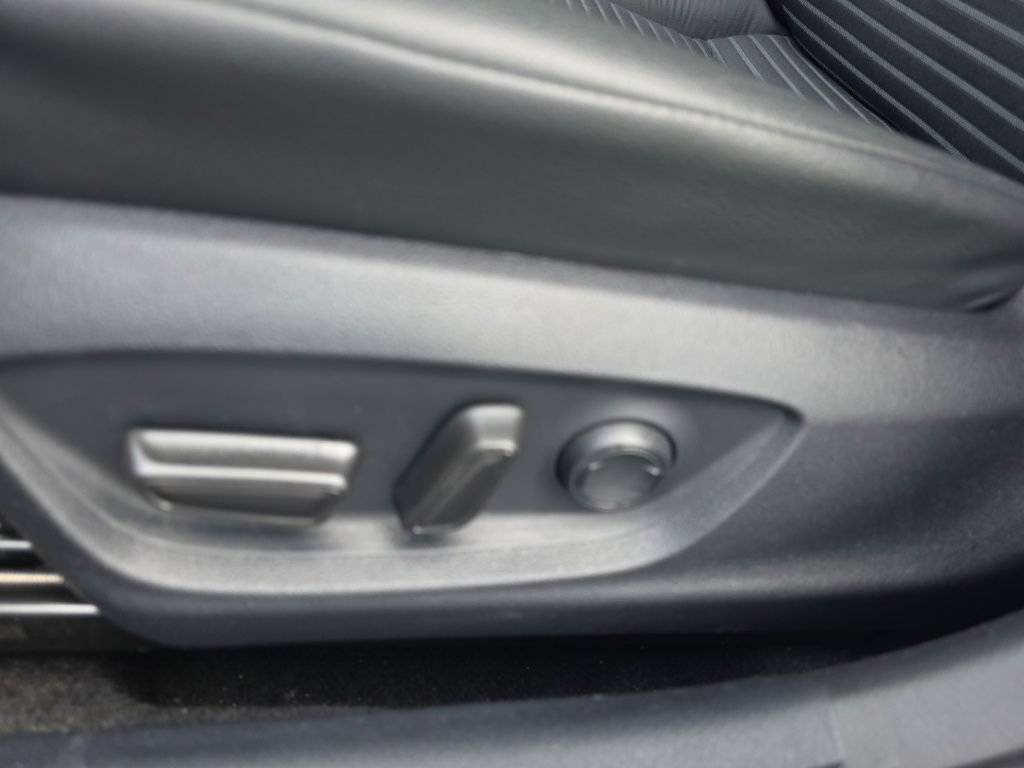 Used 2024 Toyota Camry SE FWD image 12