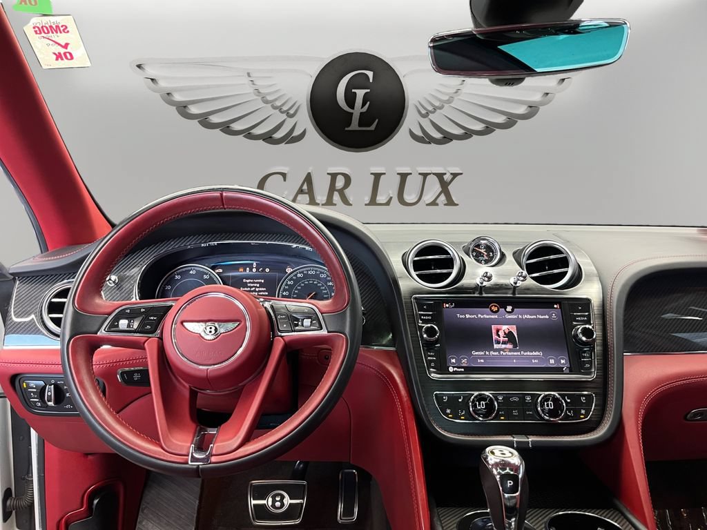 Used 2020 Bentley Bentayga AWD/4WD image 10