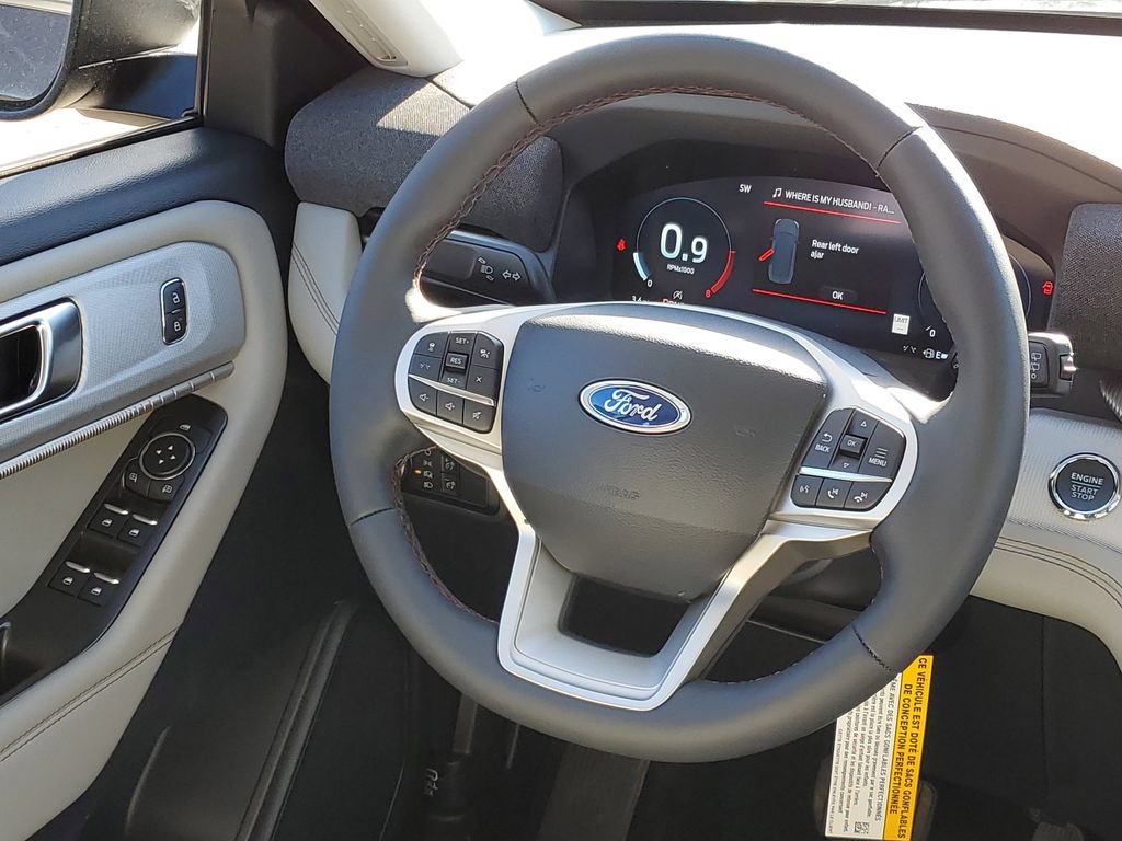 New 2026 Ford Explorer Active w/ Active Comfort Package AWD/4WD image 28