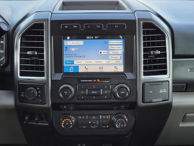 Used 2017 Ford F250 XLT w/ XLT Premium Package AWD/4WD image 21