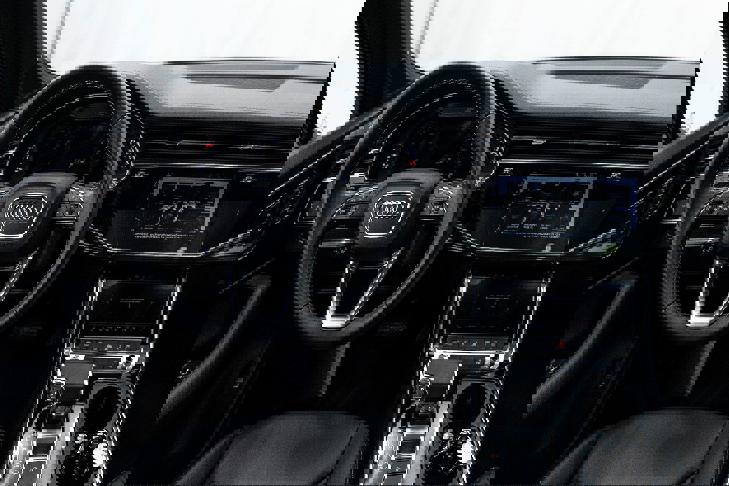 Certified 2025 Audi Q7 2.0T Premium w/ Convenience Plus Package image 15