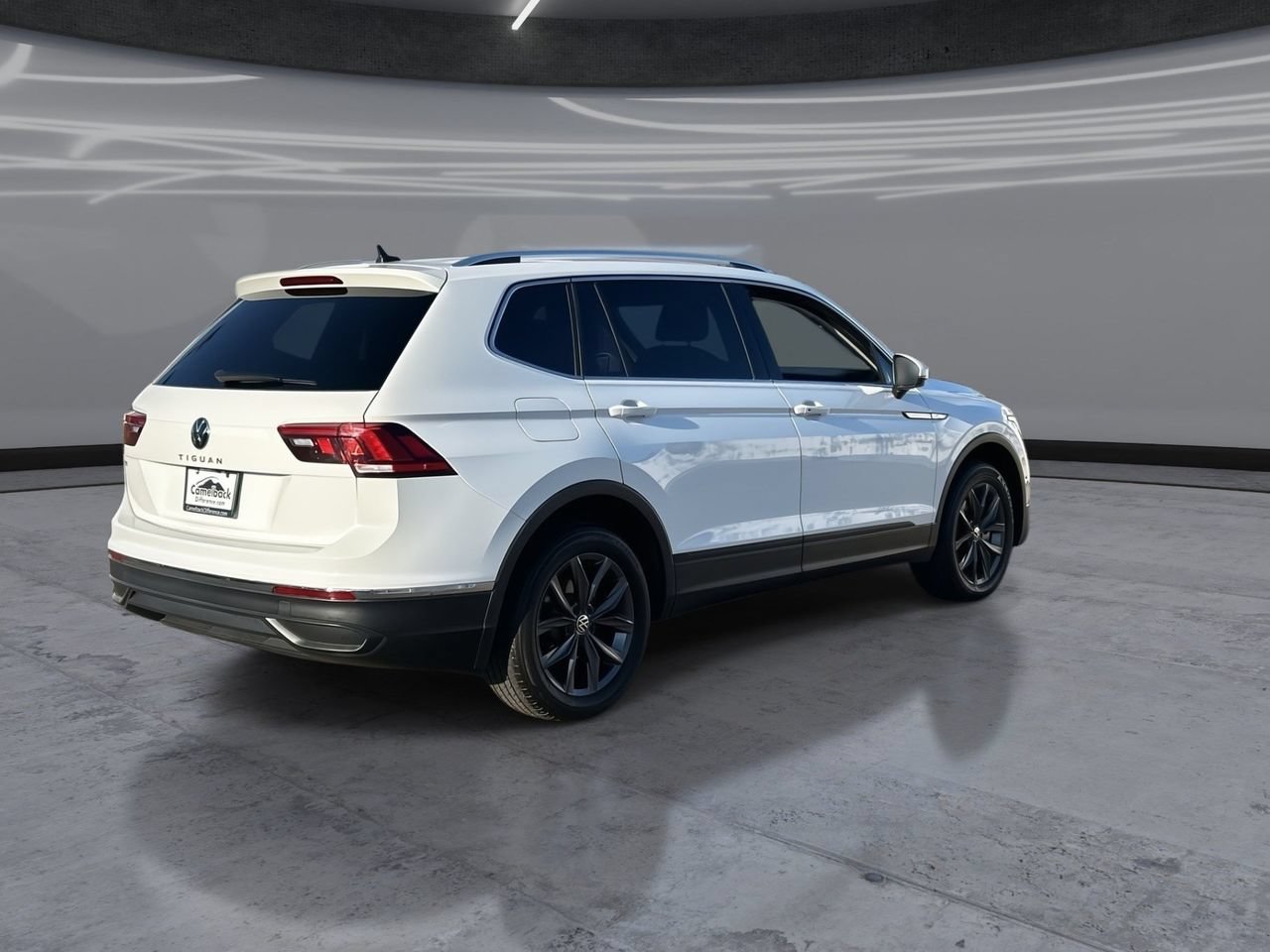 Used 2022 Volkswagen Tiguan SE FWD image 5