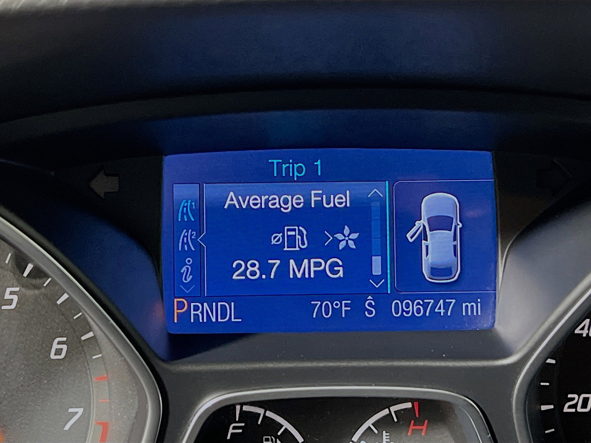 Used 2013 Ford Focus SE w/ SE Winter Pkg image 21