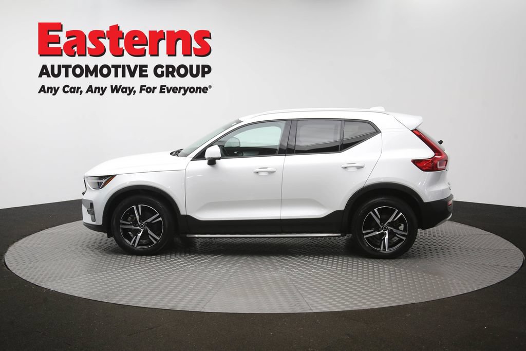 Used 2023 Volvo XC40 B5 Core AWD/4WD image 61