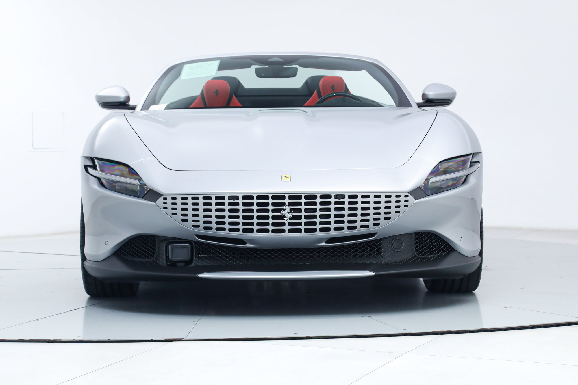 Certified 2026 Ferrari Roma Spider RWD image 13