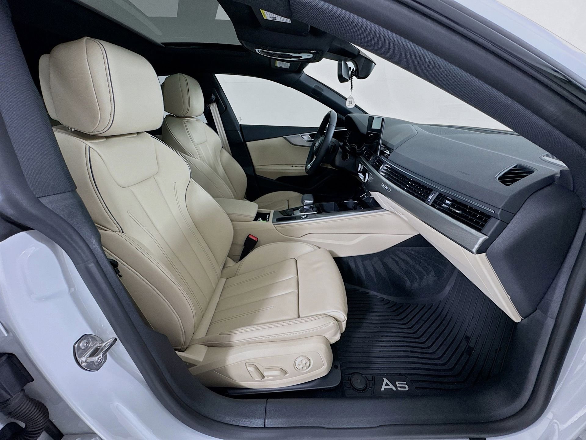 Used 2024 Audi A5 2.0T Premium Plus w/ Premium Plus image 29