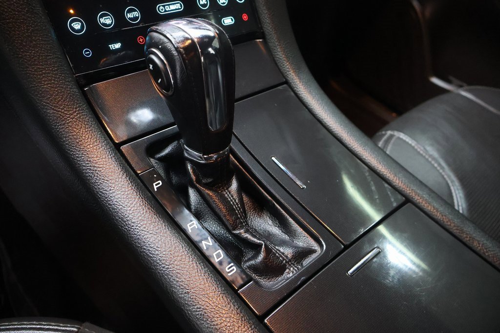 Used 2019 Ford Taurus Limited image 24