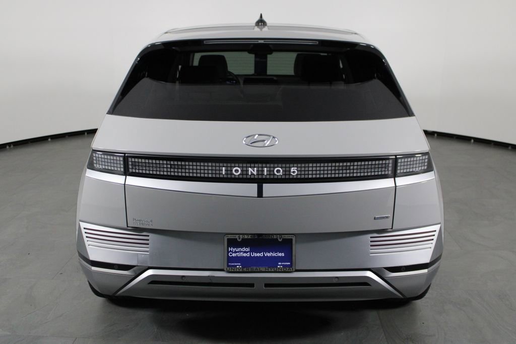 Certified 2022 Hyundai Ioniq 5 Limited w/ Cargo Package image 9