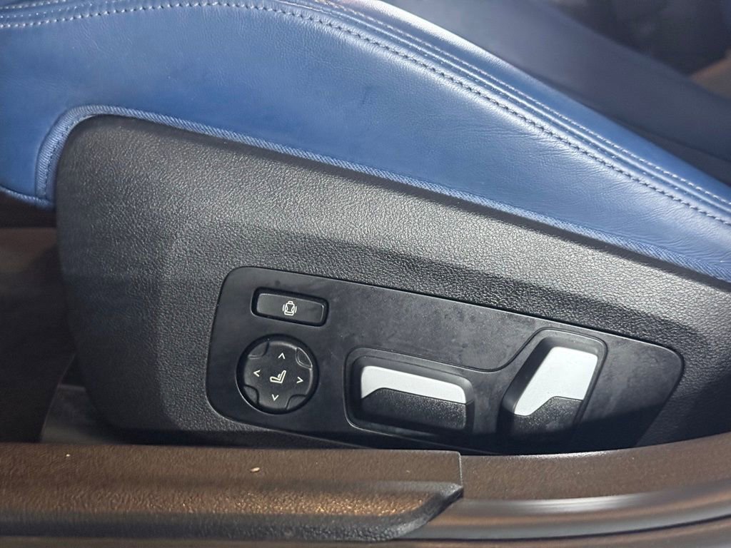 Used 2022 BMW M3 w/ Executive Package RWD image 31