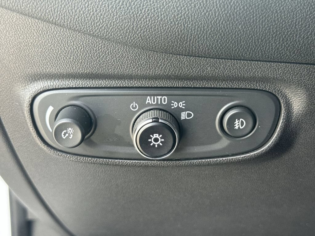 Certified 2020 Chevrolet Equinox LT w/ Driver Convenience Package FWD image 21