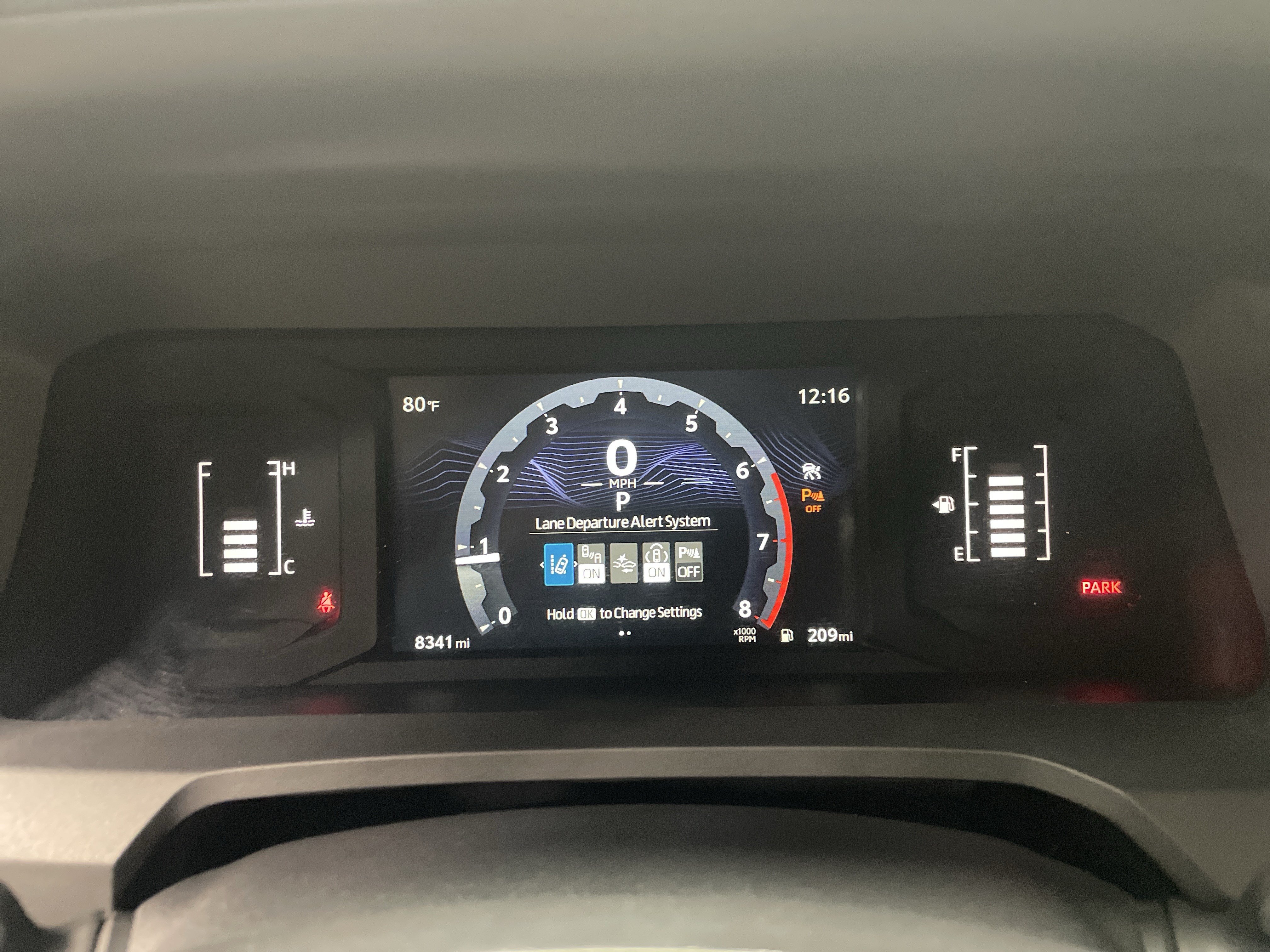Certified 2024 Toyota Tacoma SR5 AWD/4WD image 21