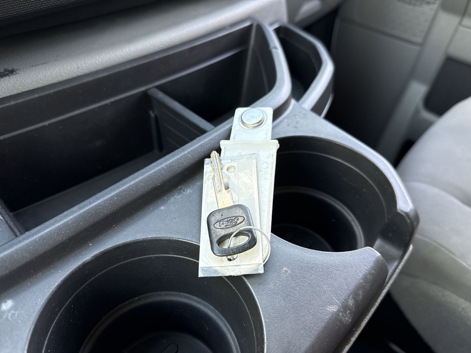 Used 2011 Ford E-250 and Econoline 250 w/ Commercial Cargo Van Pkg image 33