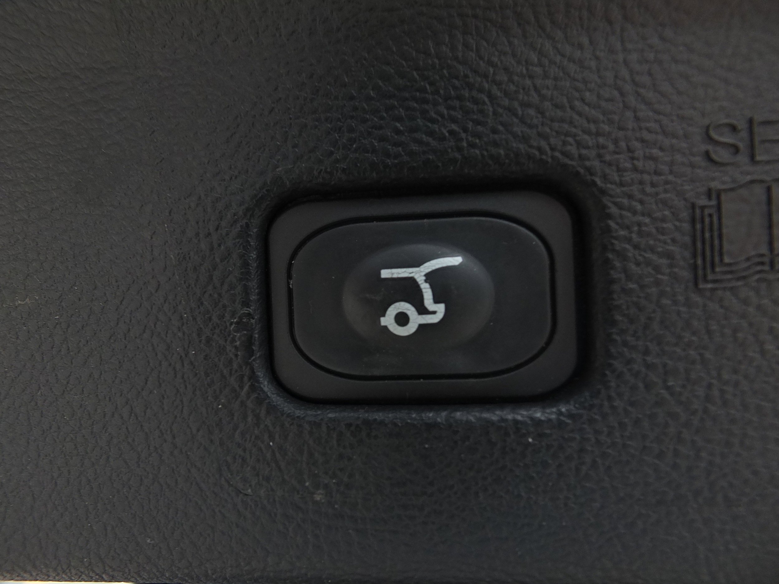 Used 2024 Ford Edge SEL w/ Convenience Package AWD/4WD image 18