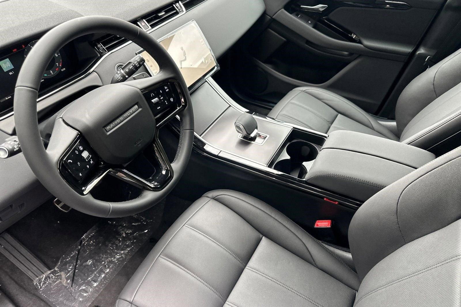 New 2026 Land Rover Range Rover Evoque Dynamic SE AWD/4WD image 4